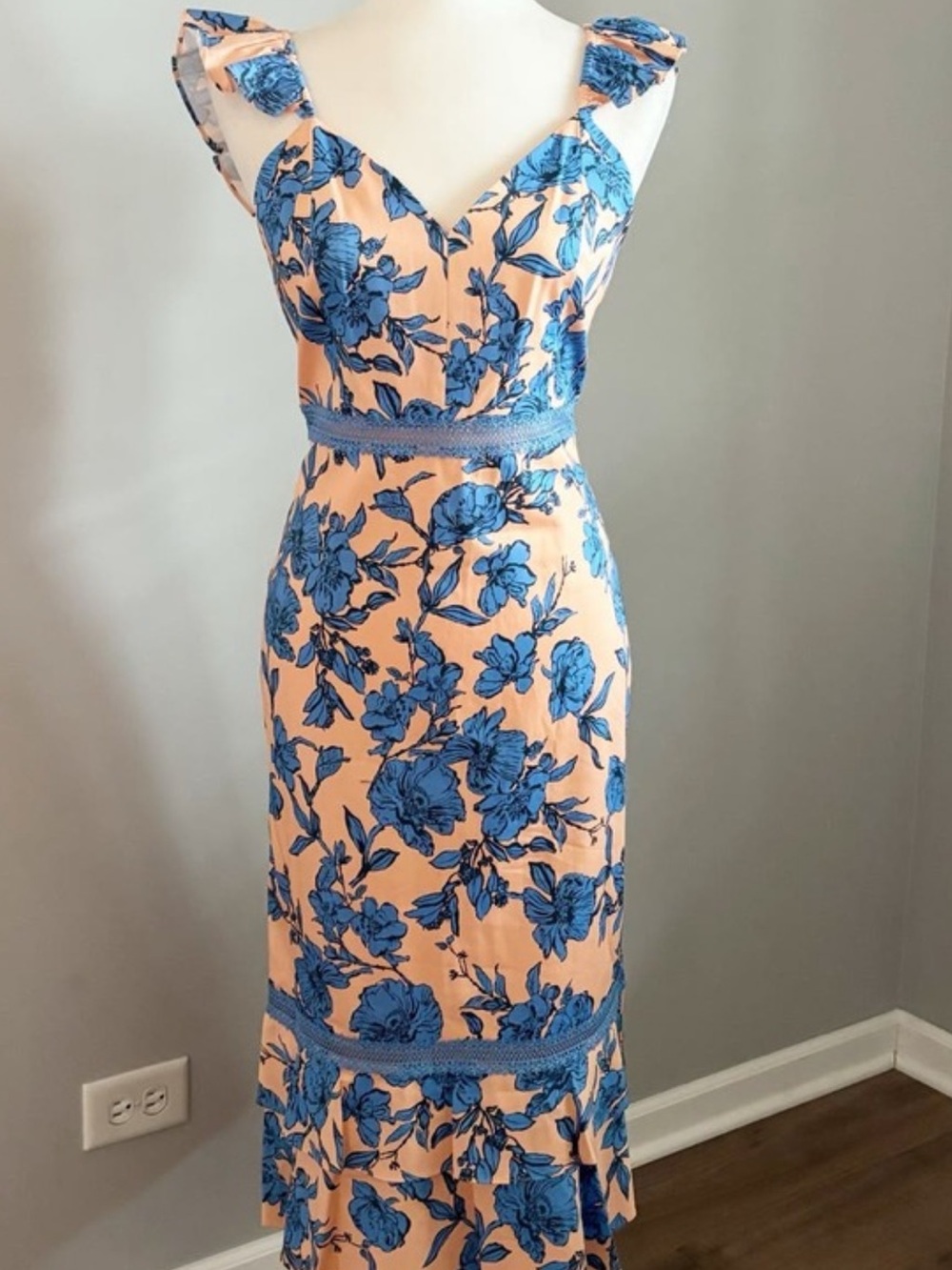 NWT Alice + Olivia Dress 8